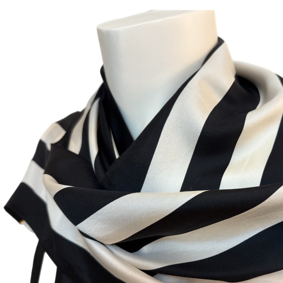 Echo Japan Silk Scarf 🇯🇵 – Black & White Stripes, Gold Stars & Polka Dots - Picture 5 of 11